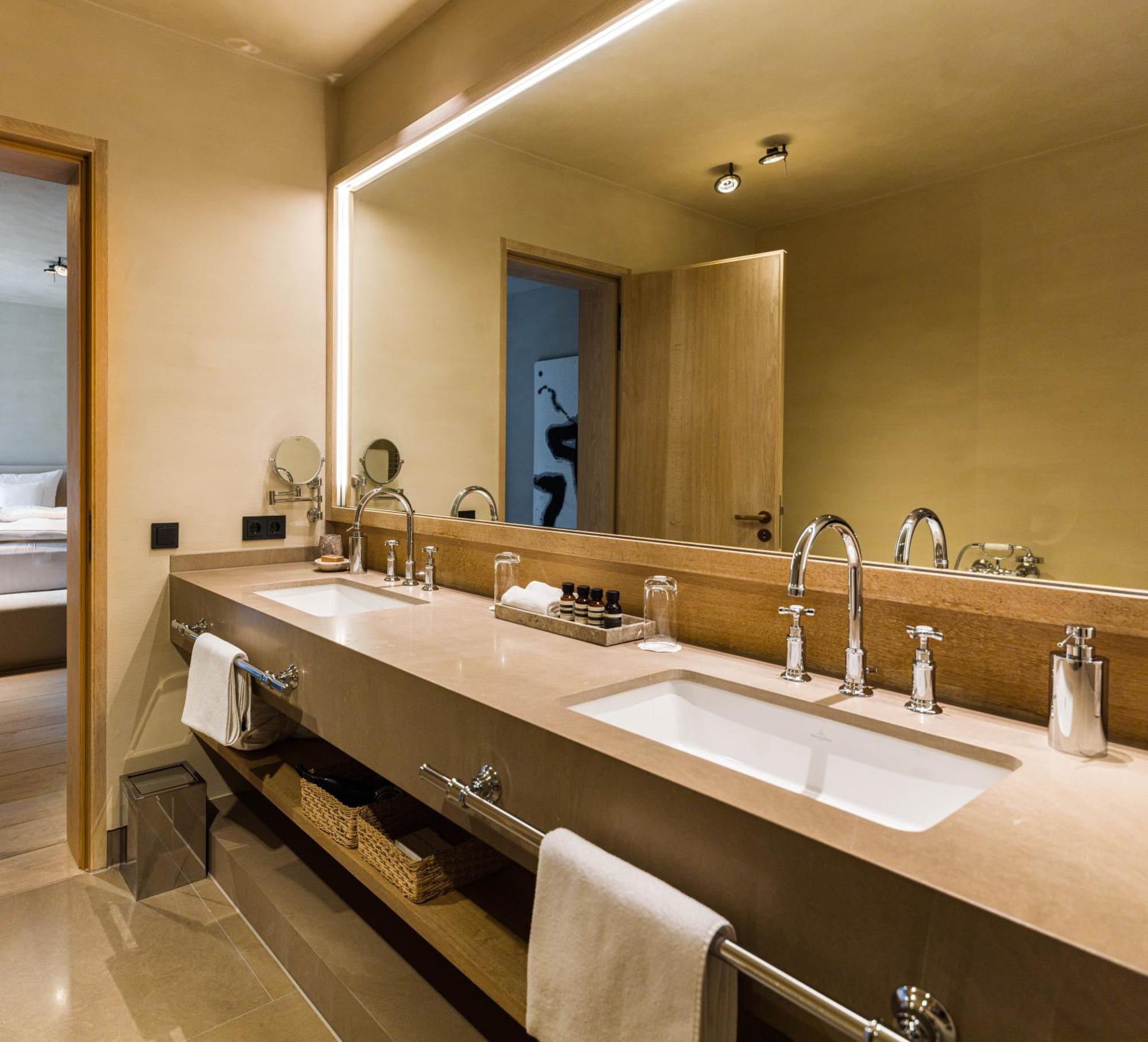 אנדרנאך Hotel Purs מראה חיצוני תמונה
